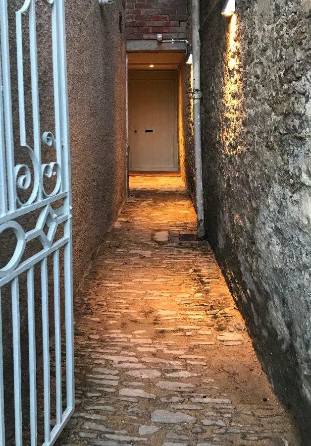 Artisan Cottage Чипенъм Екстериор снимка